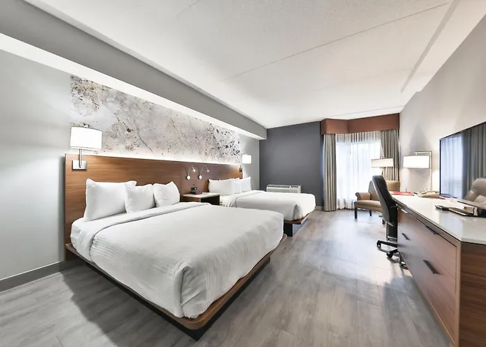 Queen Room
